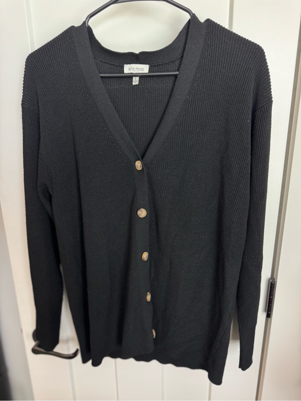 Ella Moss Black Button-Front V-Neck Cardigan